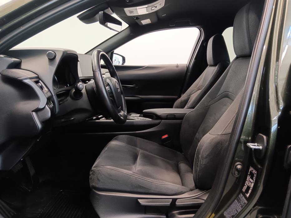 LEXUS UX 2023