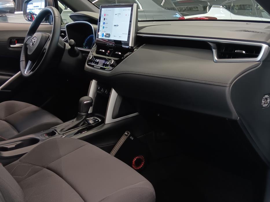 TOYOTA Corolla Cross 2024