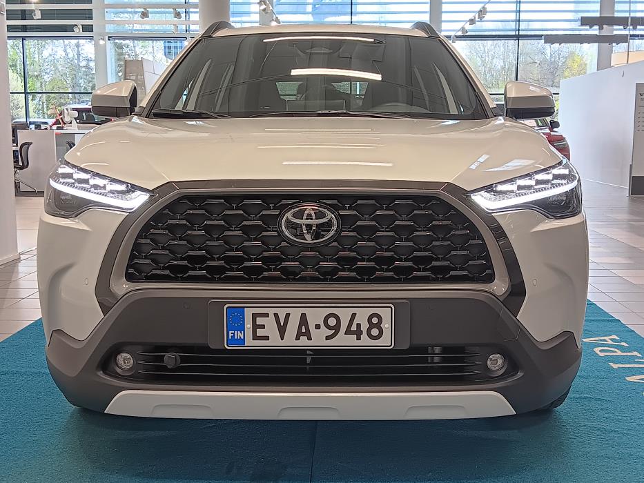 TOYOTA Corolla Cross 2024