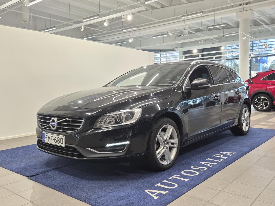 VOLVO V60 2016