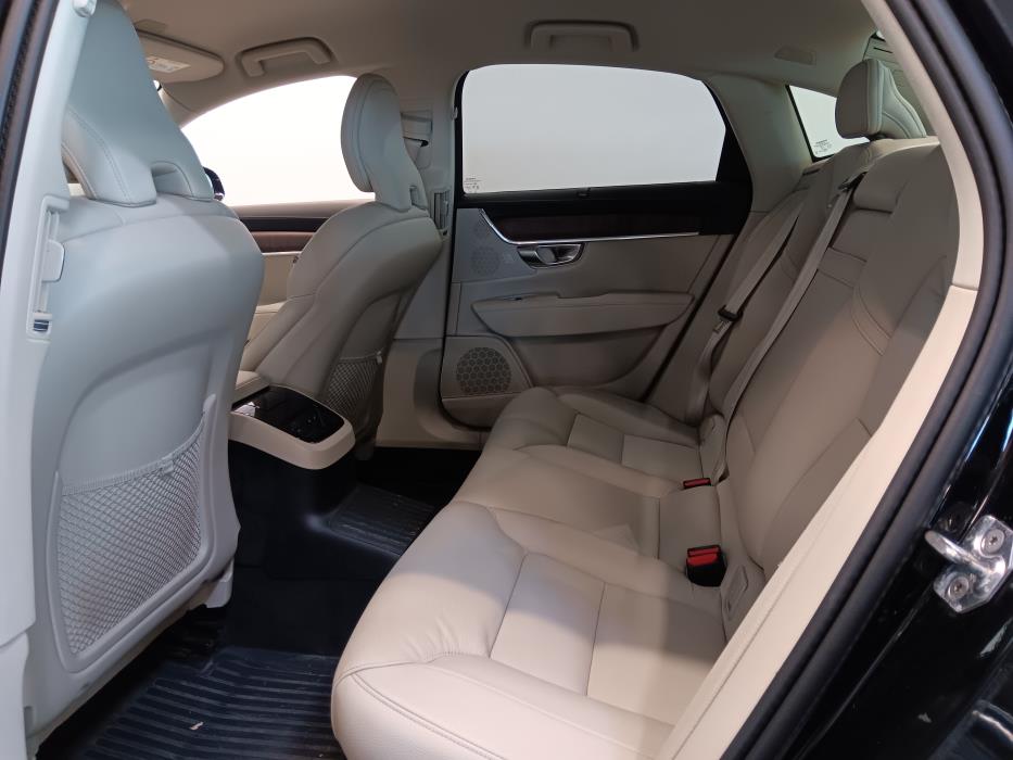 VOLVO S90 2021