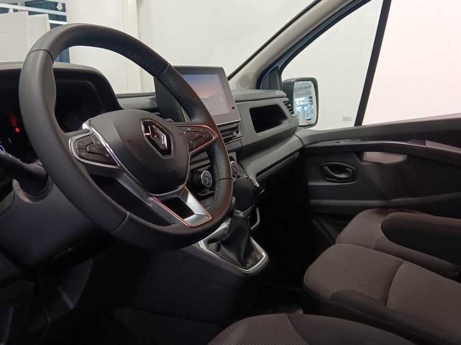 RENAULT Trafic 2023