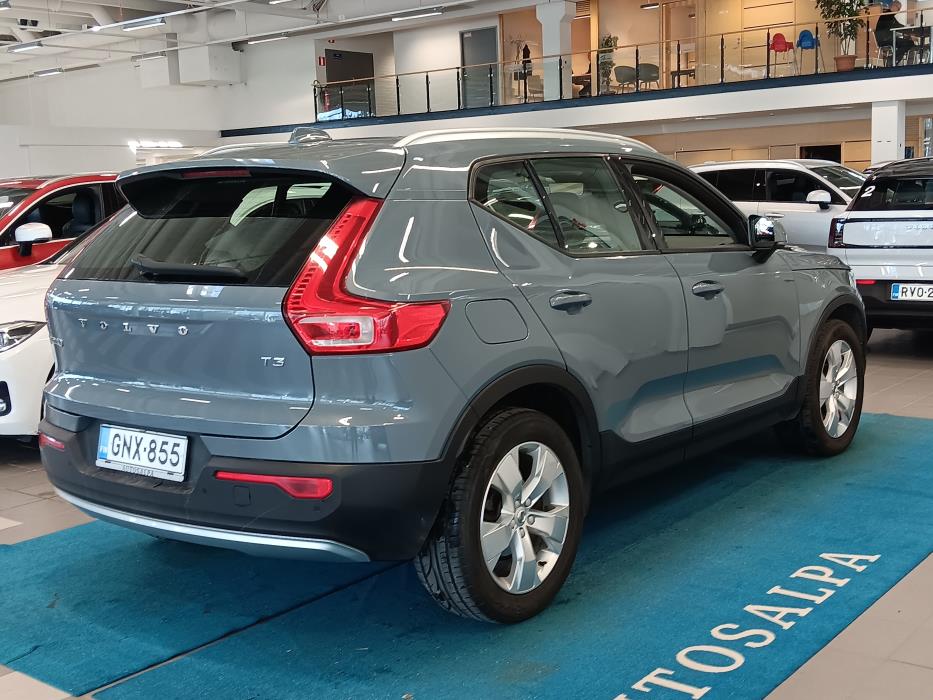 VOLVO XC40 2020