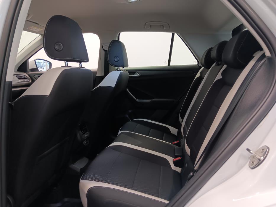 VOLKSWAGEN T-Roc 2020