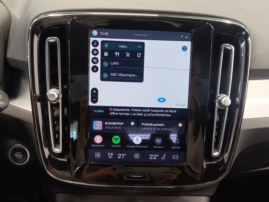 VOLVO XC40 2022
