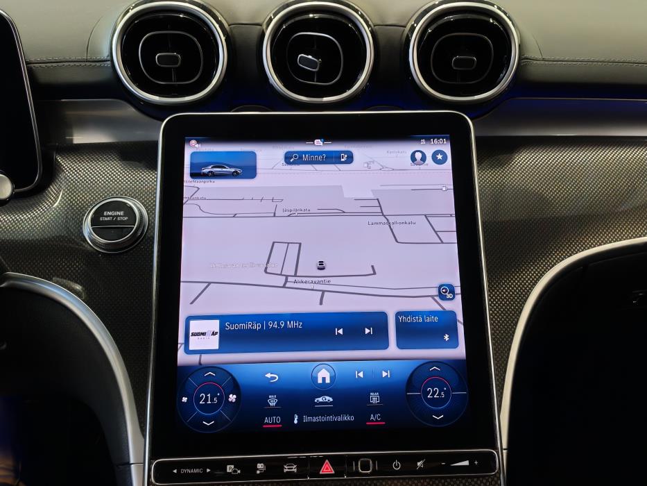 MERCEDES-BENZ C 2024