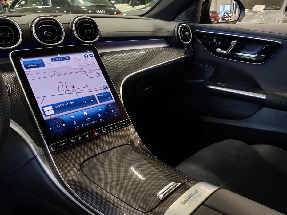 MERCEDES-BENZ C 2024