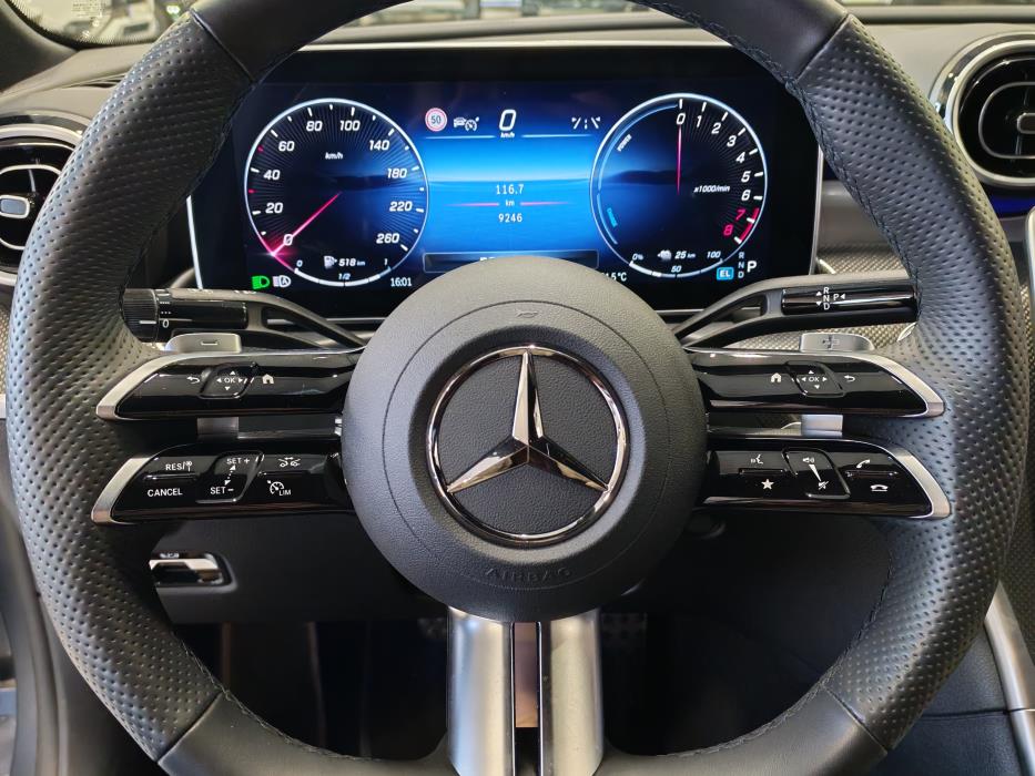 MERCEDES-BENZ C 2024