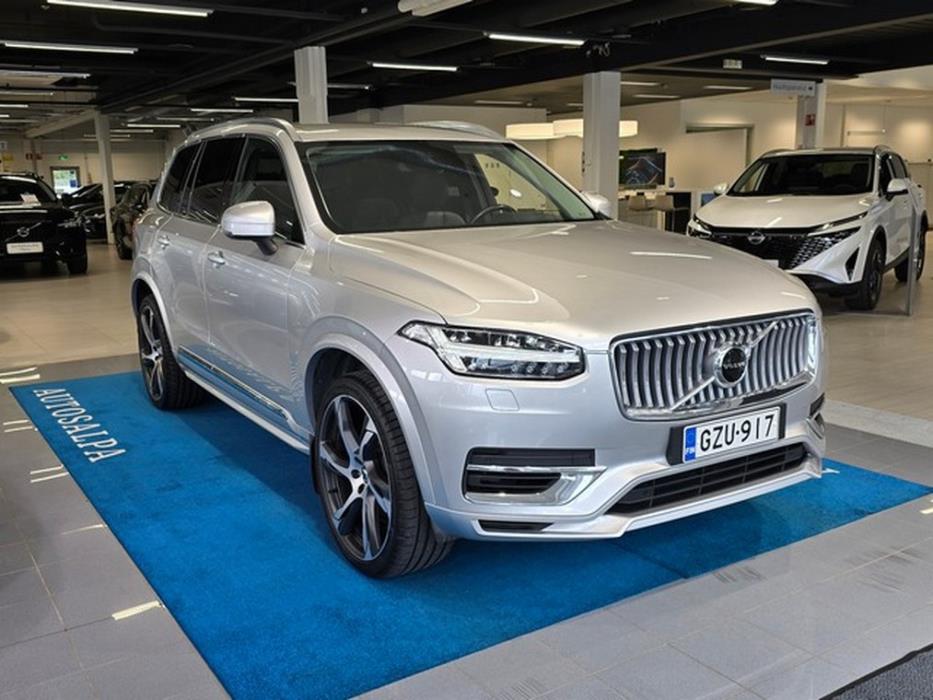 VOLVO XC90 2021