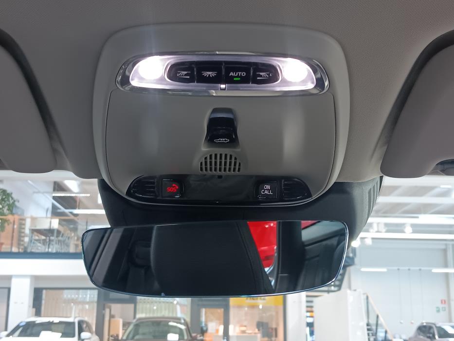 VOLVO XC60 2021