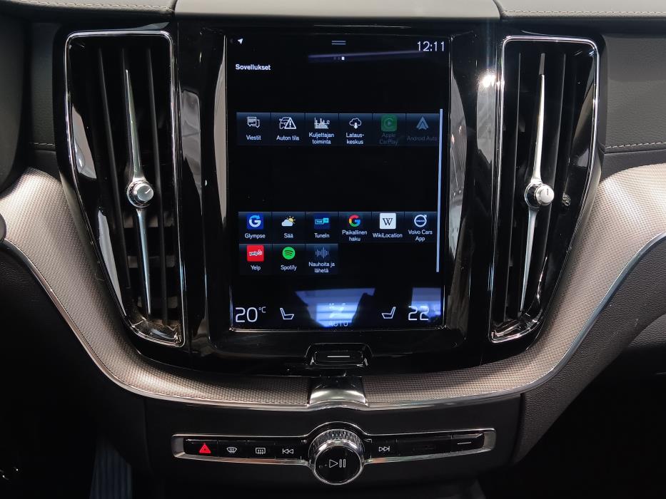 VOLVO XC60 2021