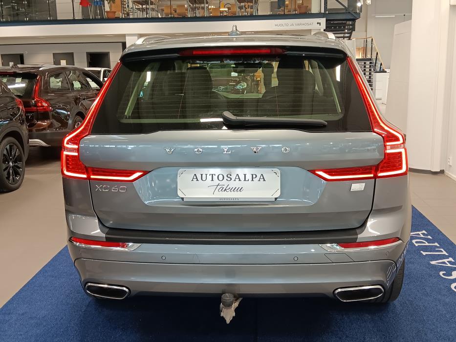 VOLVO XC60 2021