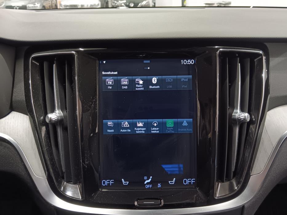 VOLVO V60 2021