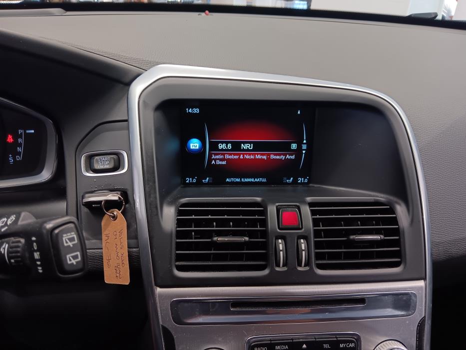 VOLVO XC60 2015