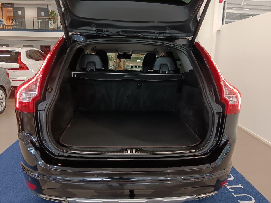 VOLVO XC60 2015