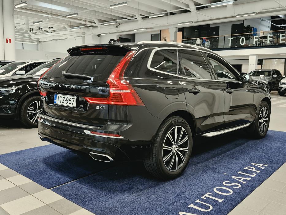 VOLVO XC60 2021