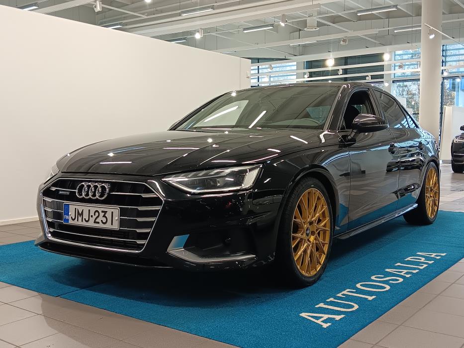 AUDI A4 2021