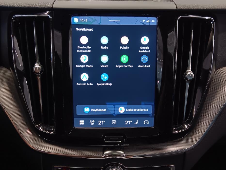VOLVO XC60 2023