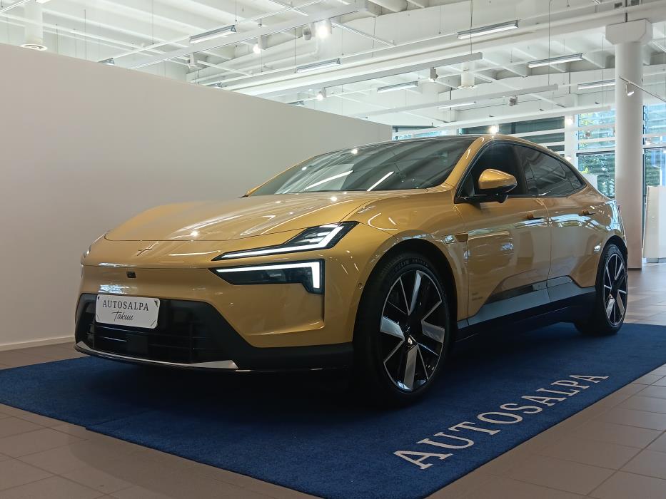POLESTAR 4 2026
