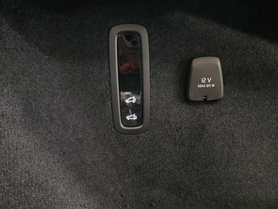 VOLVO ES90 2026