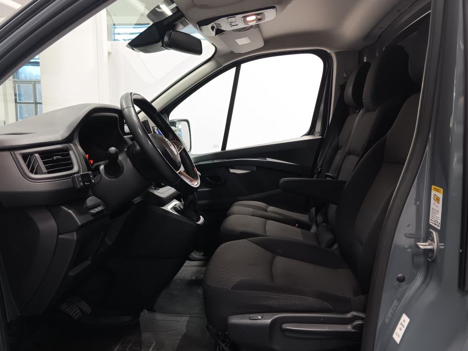RENAULT Trafic 2022