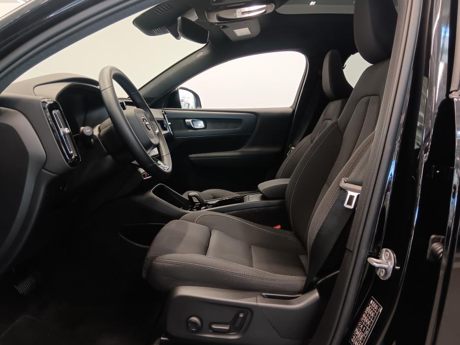 VOLVO C40 2023