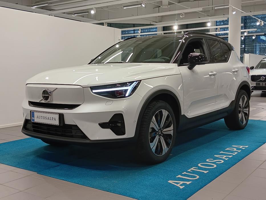 VOLVO EX40 2026