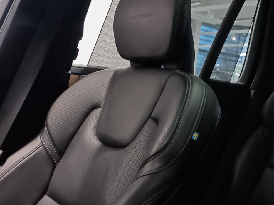 VOLVO XC90 2019