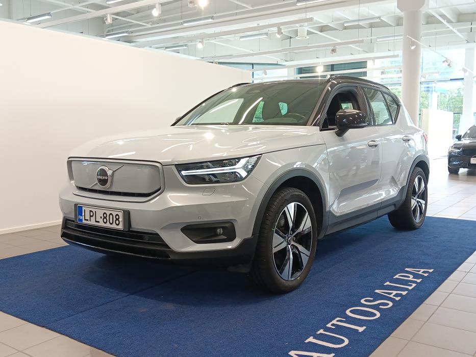 VOLVO XC40 2021