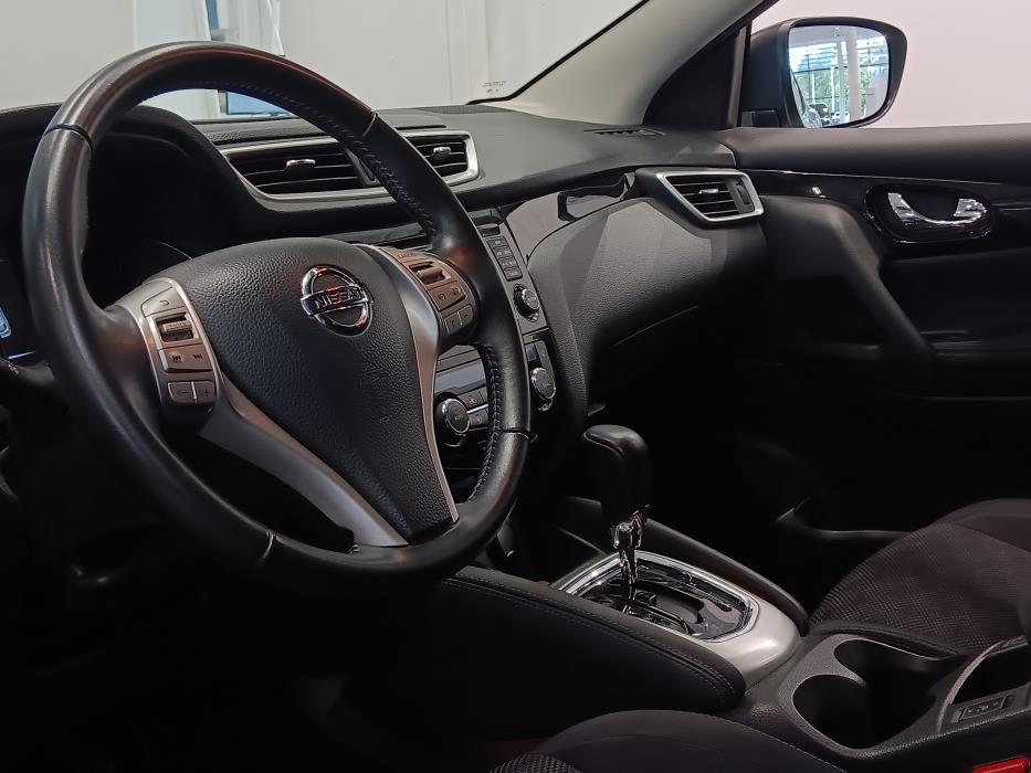 NISSAN Qashqai 2017