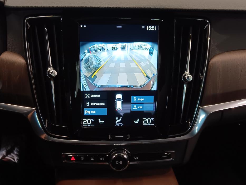 VOLVO V90 Cross Country 2021