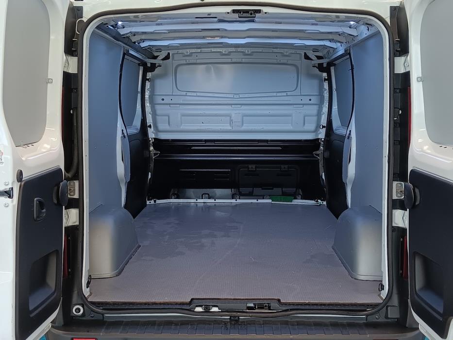 NISSAN Primastar 2022