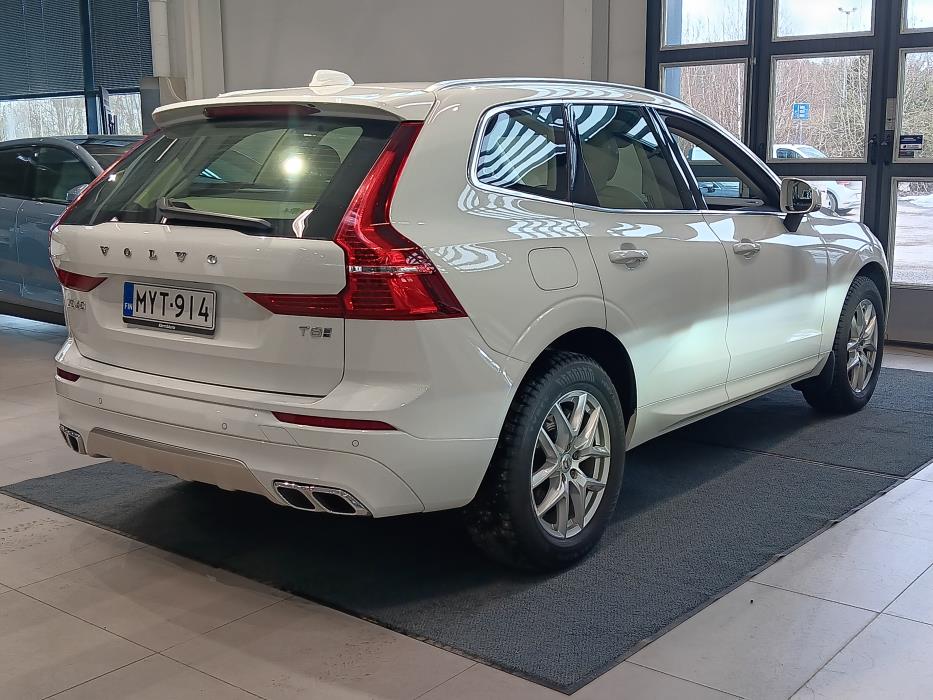 VOLVO XC60 2020