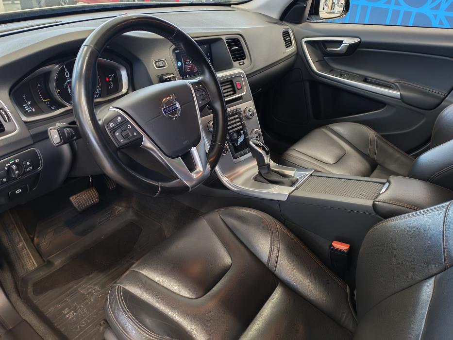 VOLVO V60 Cross Country 2017