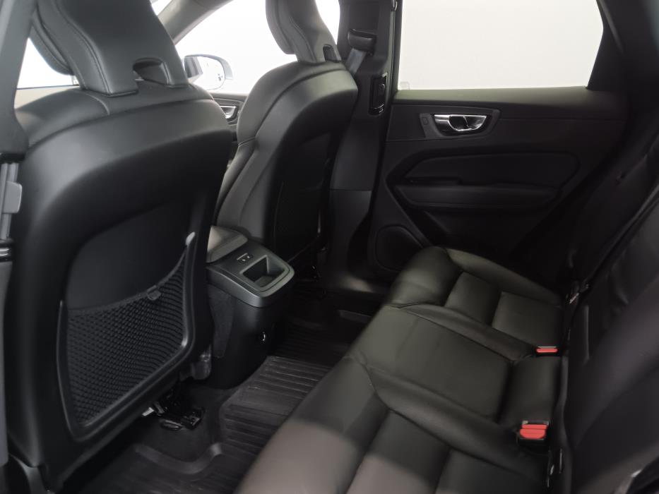 VOLVO XC60 2020