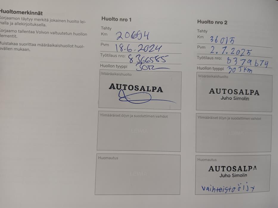VOLVO XC40 2024