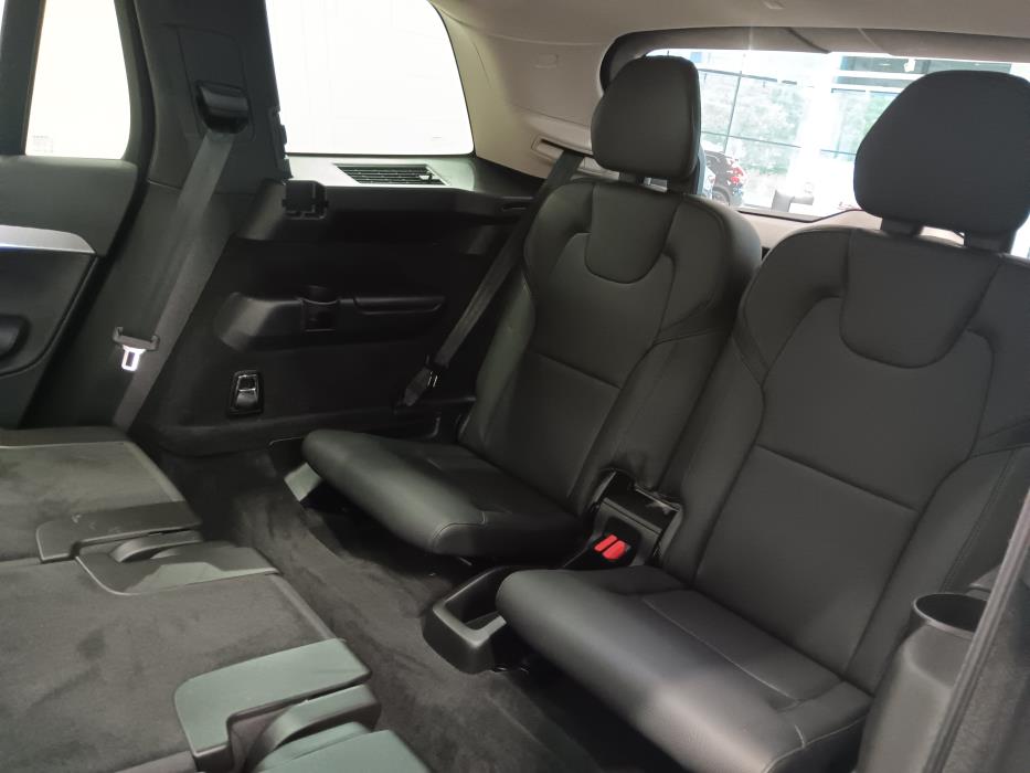 VOLVO XC90 2023