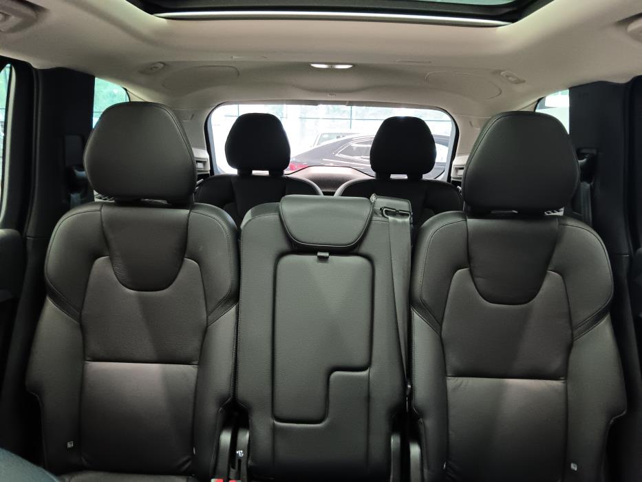 VOLVO XC90 2023