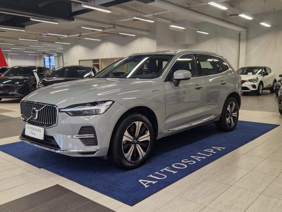 VOLVO XC60 2024