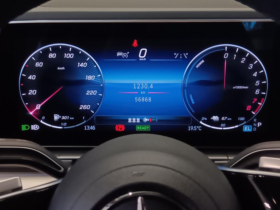 MERCEDES-BENZ GLE 2024