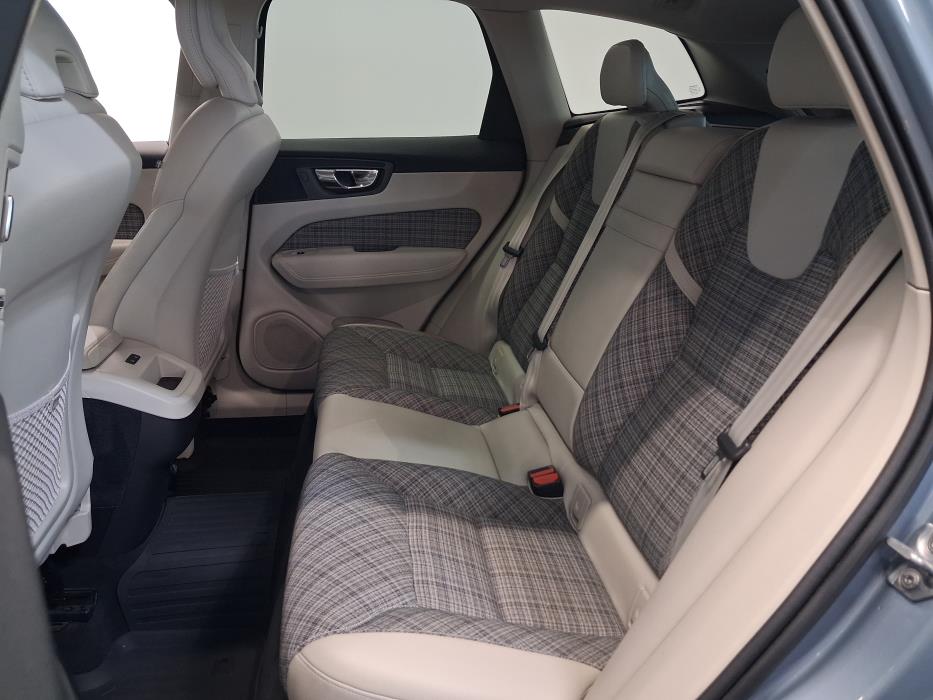 VOLVO XC60 2019