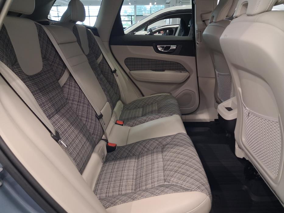 VOLVO XC60 2019