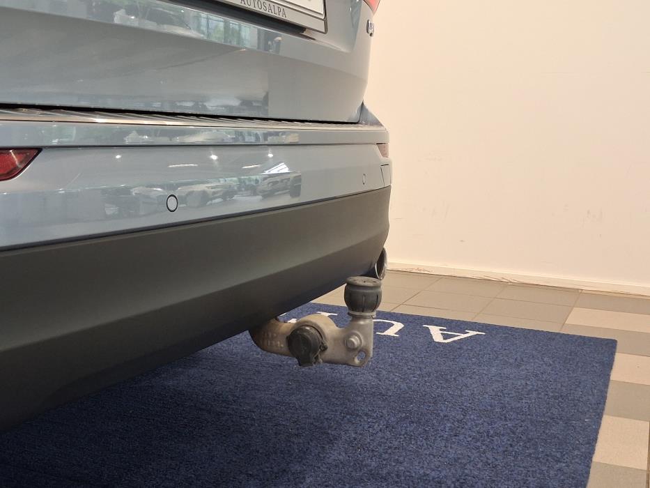 VOLVO XC60 2019