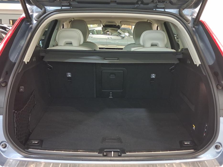 VOLVO XC60 2019