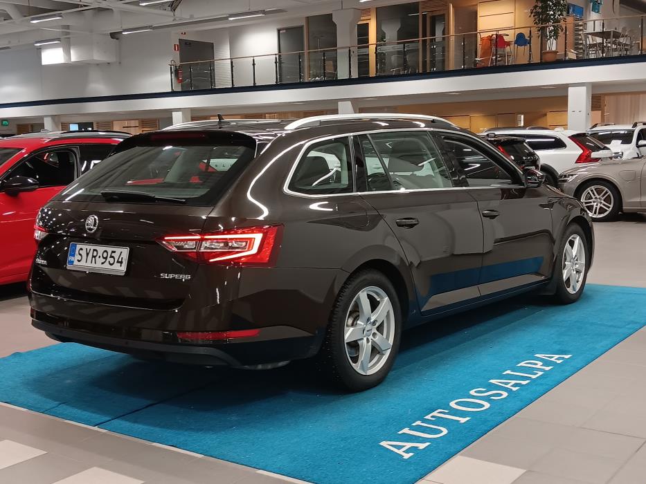 SKODA Superb 2019