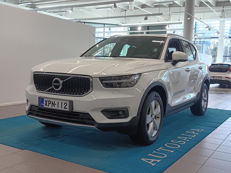 VOLVO XC40 2021