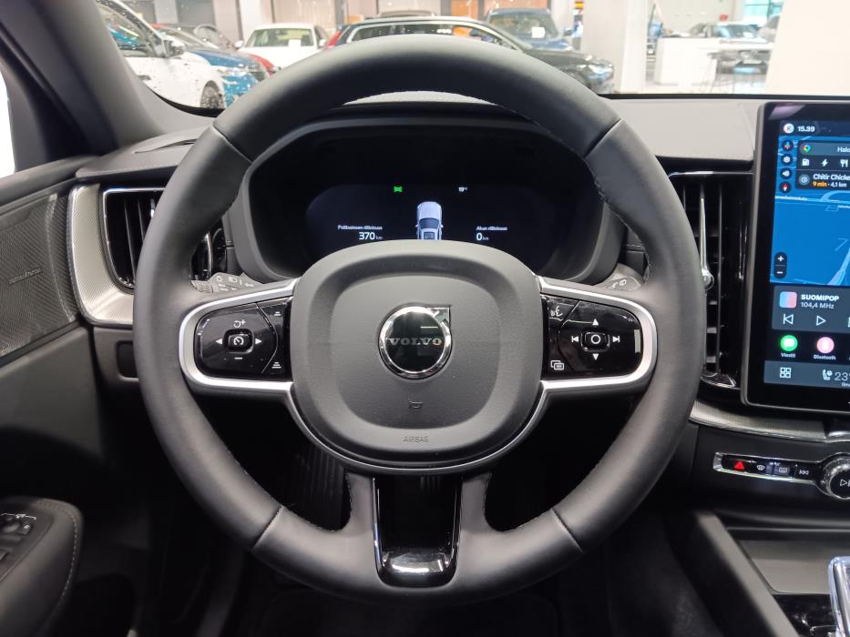 VOLVO XC60 2026