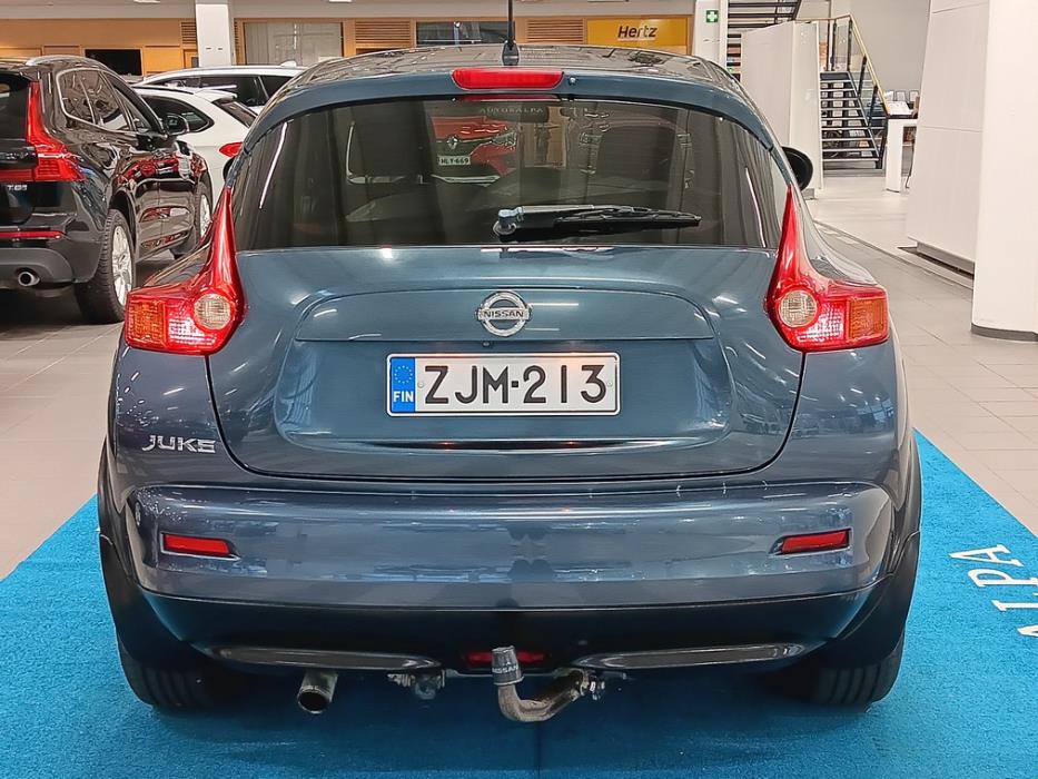 NISSAN Juke 2012