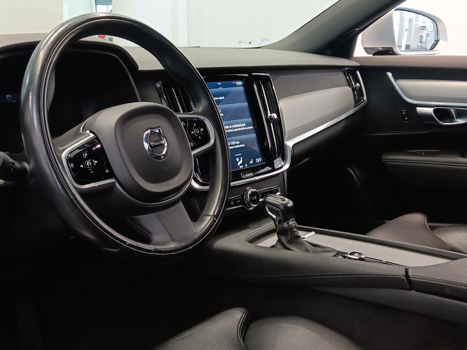 VOLVO V90 2017