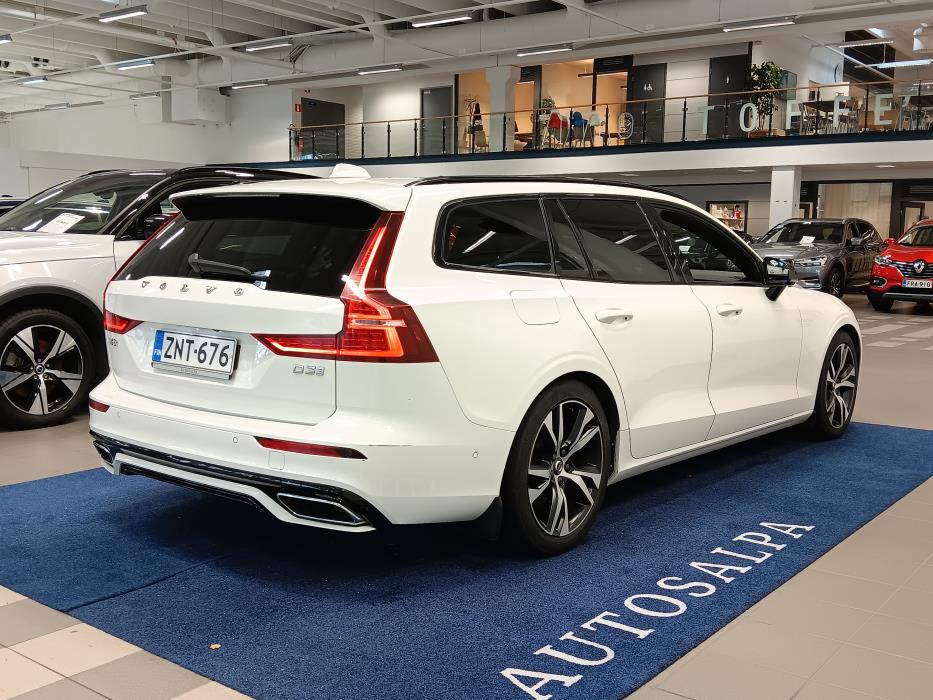 VOLVO V60 2019